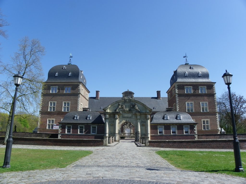 Schloss Ahaus, Germany (April 2010) by orientmystique