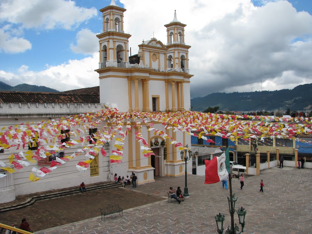 Barrio de la Merced, 29240 San Cristóbal de las Casas, Chis., Mexico by kontra1