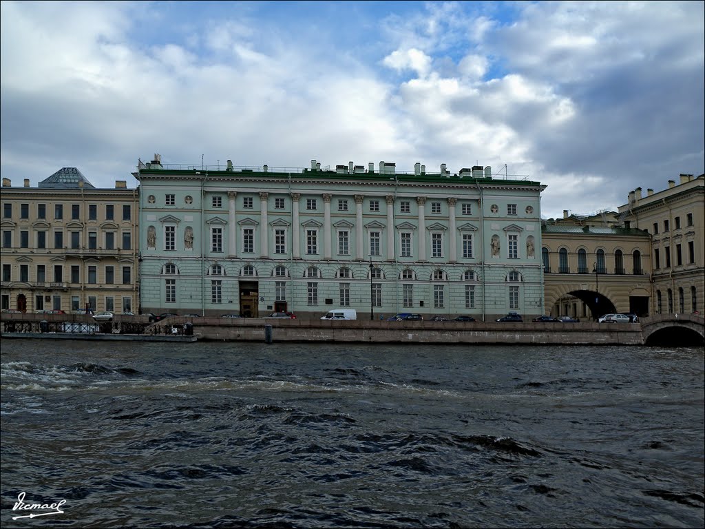 100920-257 SAN PETERSBURGO. PASEO POR EL NEVA by Víctor Manuel Mamblo…