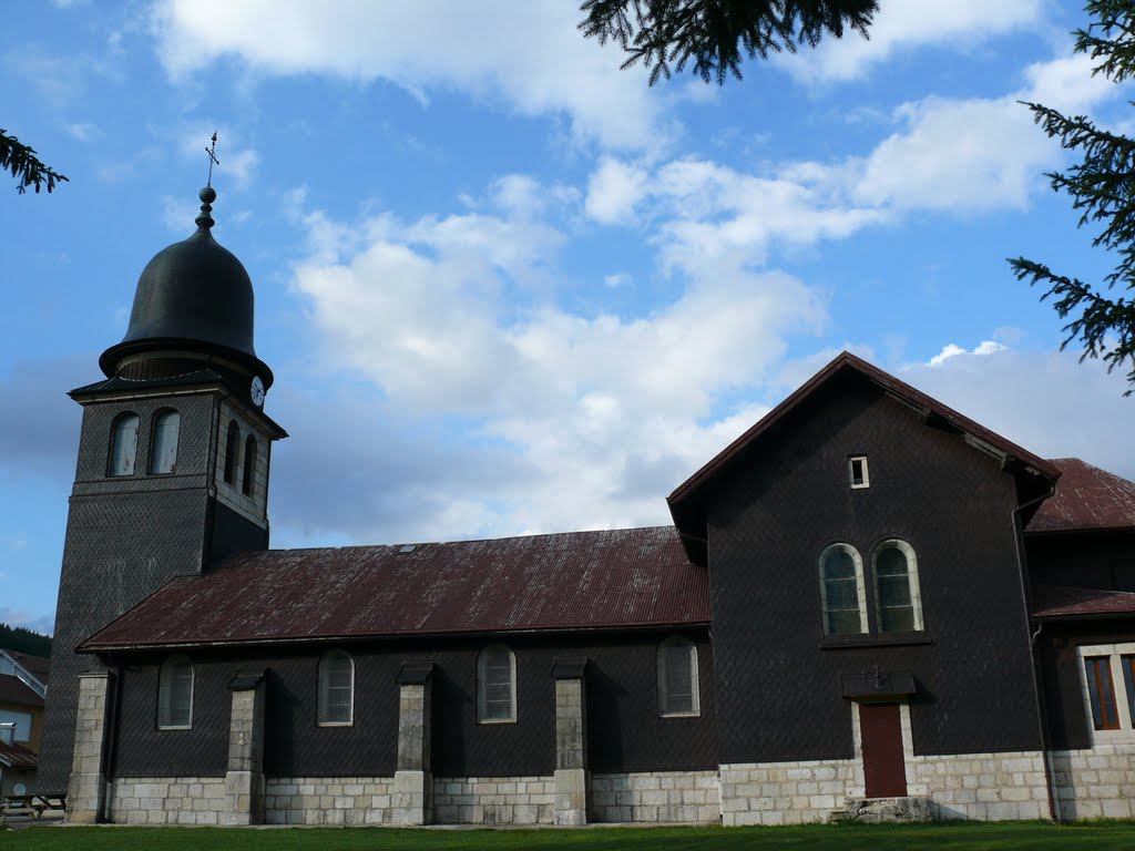 Eglise - Bois d'Amont by R Coates