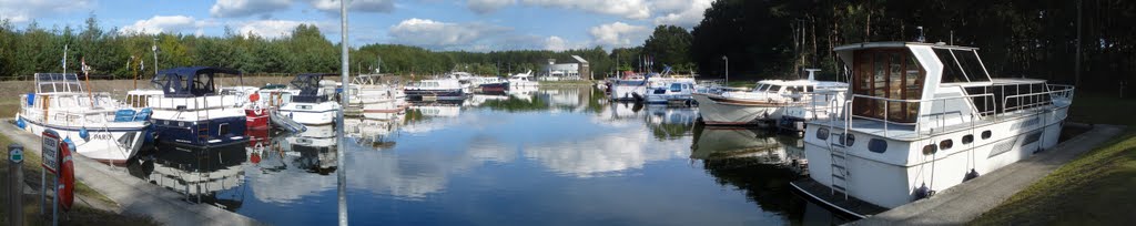 Haven Meerpaal Lommel by Toon Geusens