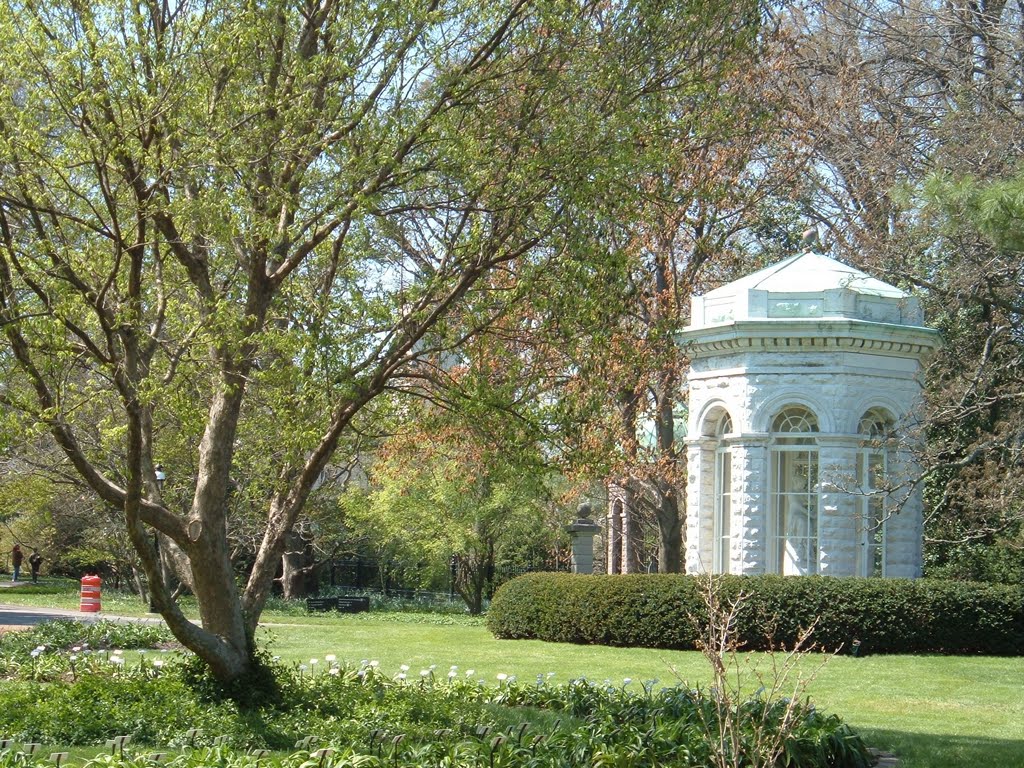 Apr 2007 - St. Louis, Missouri. Small pavilion in the Missouri Botanical Gardens. by BRIAN ZINNEL