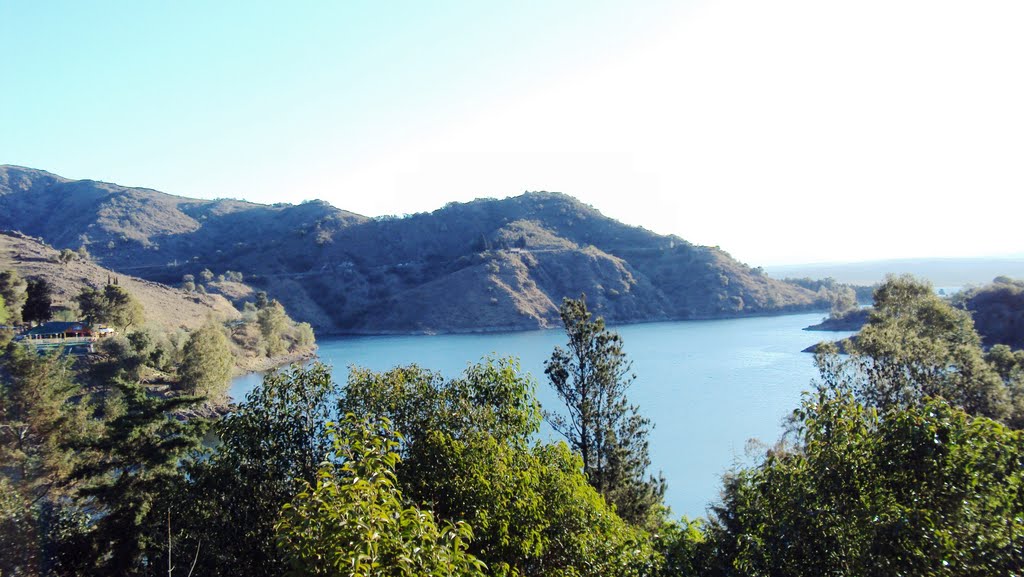 Lago Los Molinos by Arturo Aeberhard