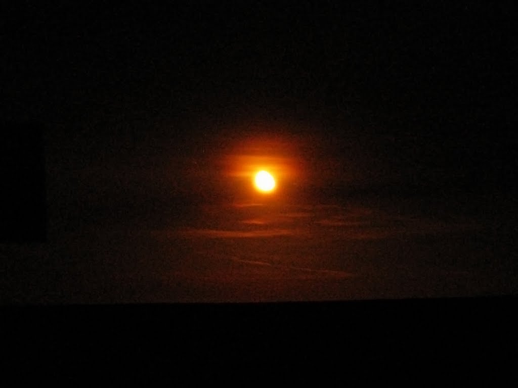 Moonrise near the goblin valley turnoff by Christian Madsen