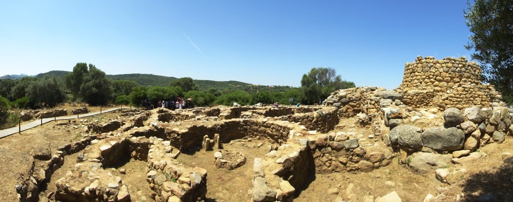 ARZACHENA - NURAGHE LA PRISGIONA by Giorgio Bresciani