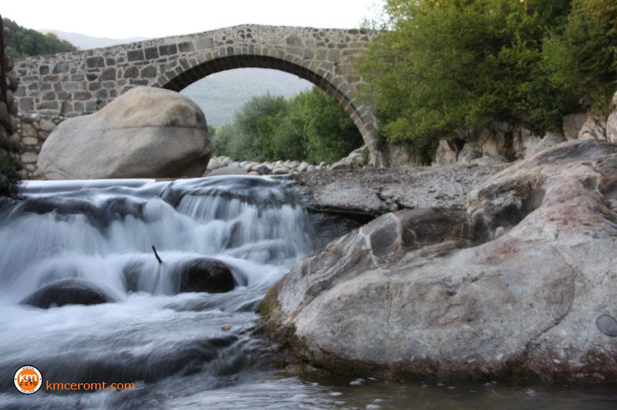 Puente Romano de Jarandilla by Kmcero MotoTours