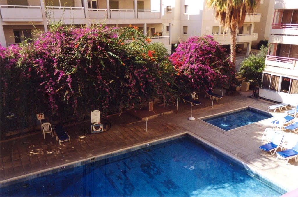 Arsinoe Beach Hotel, Limassol, Cypr 1998 by janusz787