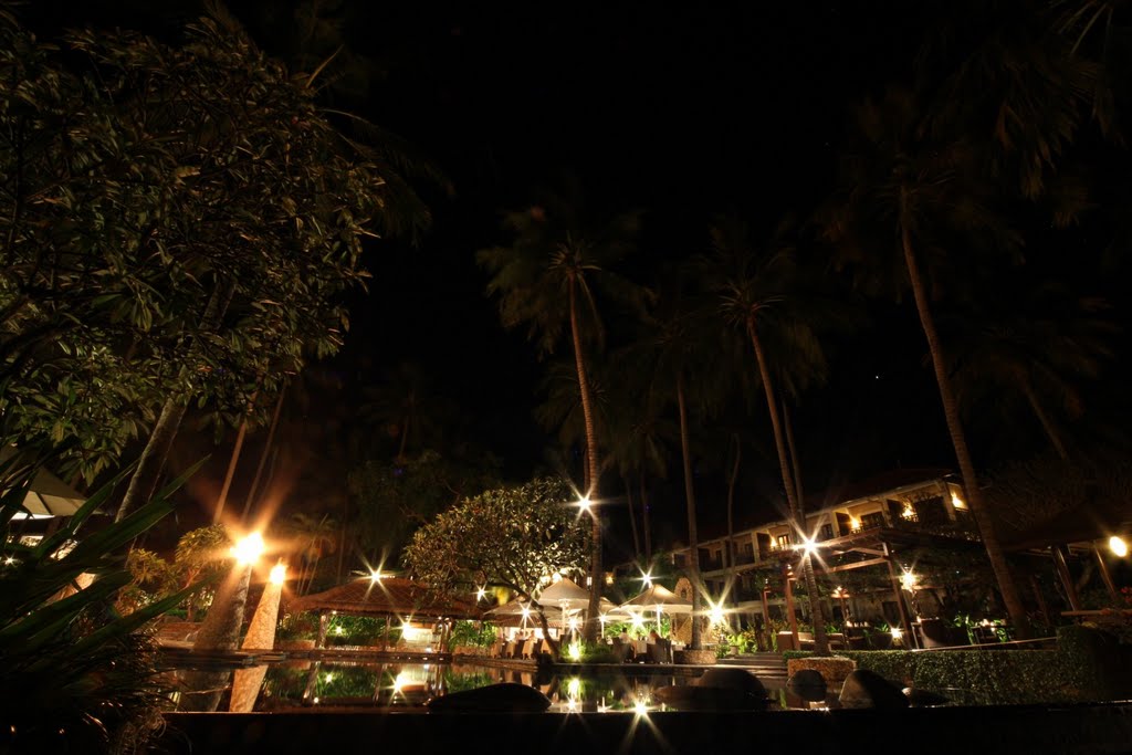 Sheraton Hotel at Night by Samuel Frehner