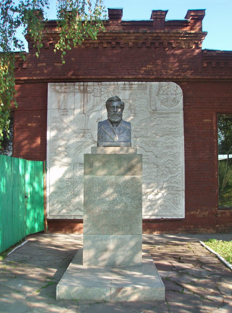 Monument to Nikolay Martianov by IPAAT