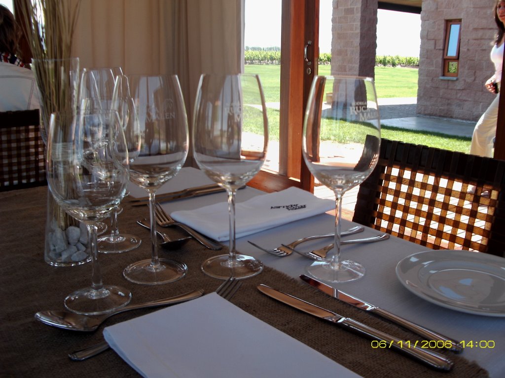 Bodega Ruca Malén, Restaurant deck, interior by csz2007