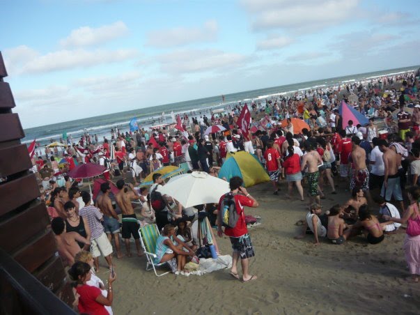 Playa de san bernardo on hinchas del rojo by Guillote