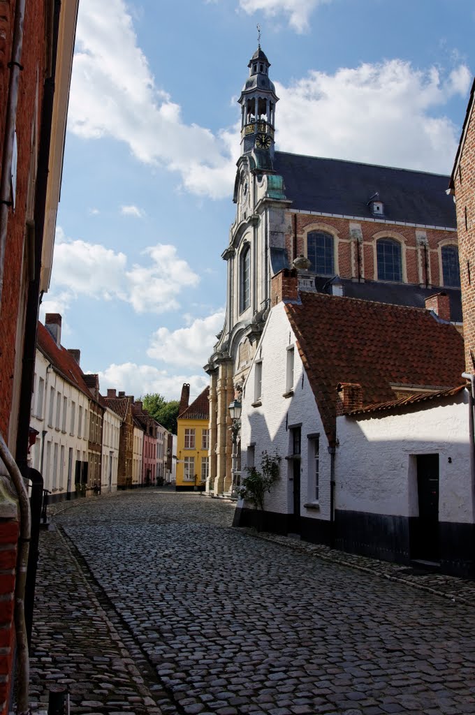 Mooi straatje in Lier (Belgie) by Henk van de Poel