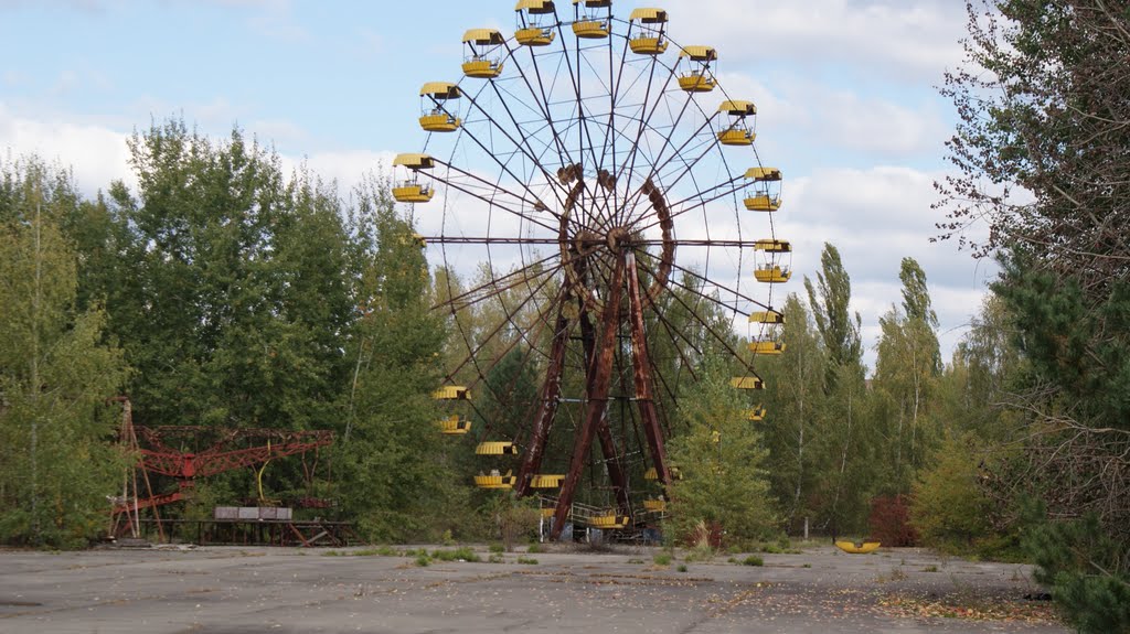 Ferris wheel by Chm14