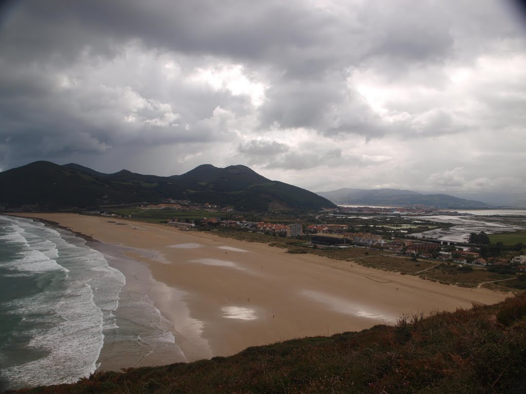 PLAYA DE BERRIA DESDE EL BRUSCO by titochus