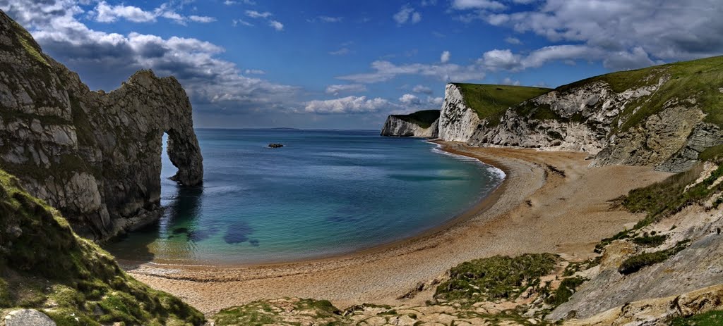 Durdle Door- Dorset UK by Mariusz Ratajczak