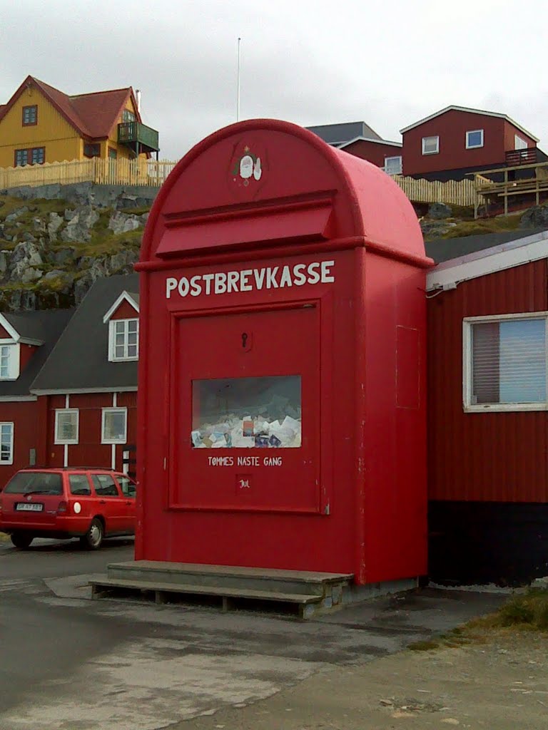 Grönland - Briefkasten des Weihnachtsmannes in Nuuk by kaule