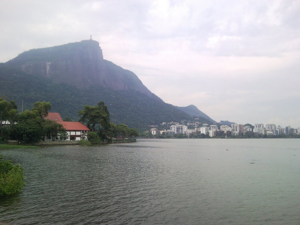 Lagoa, Rio de Janeiro - State of Rio de Janeiro, Brazil by Andrés Galardo