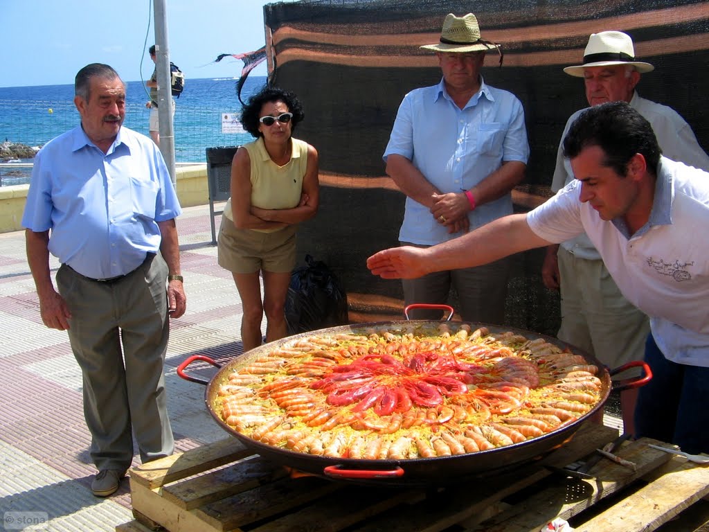 Paella Marinera! Blanes. Costa Brava. Catalunya by Natalia Stoyakina