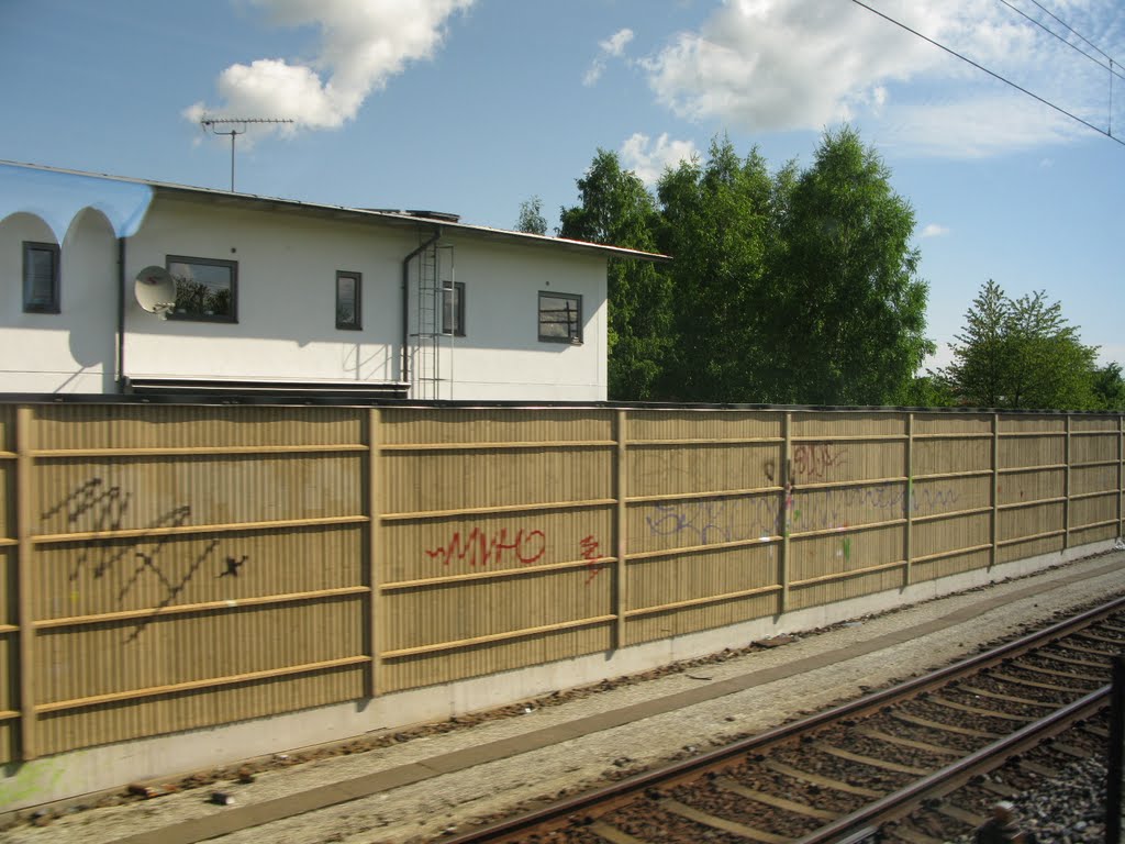 View from a train in Alingsås 2010 by Biketommy