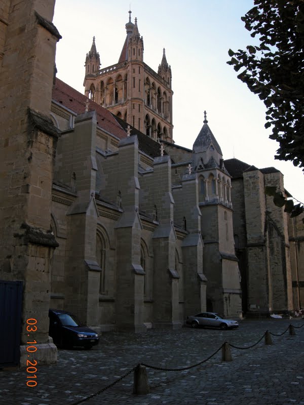 Cathédrale Nord Ouest by Andrés Lopez