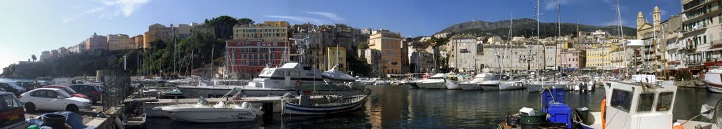 Bastia Old Port by docent