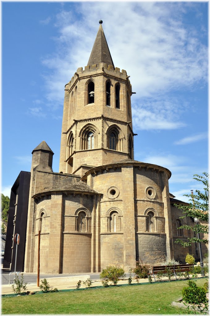 Iglesia de Sta. Maria la Real (Sangüesa) by Eugenio Perez