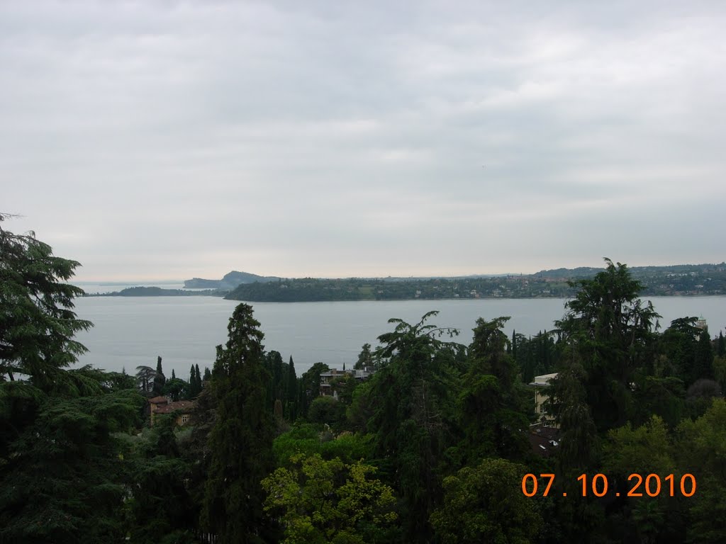 Balcony view of the Garda lake by martian59