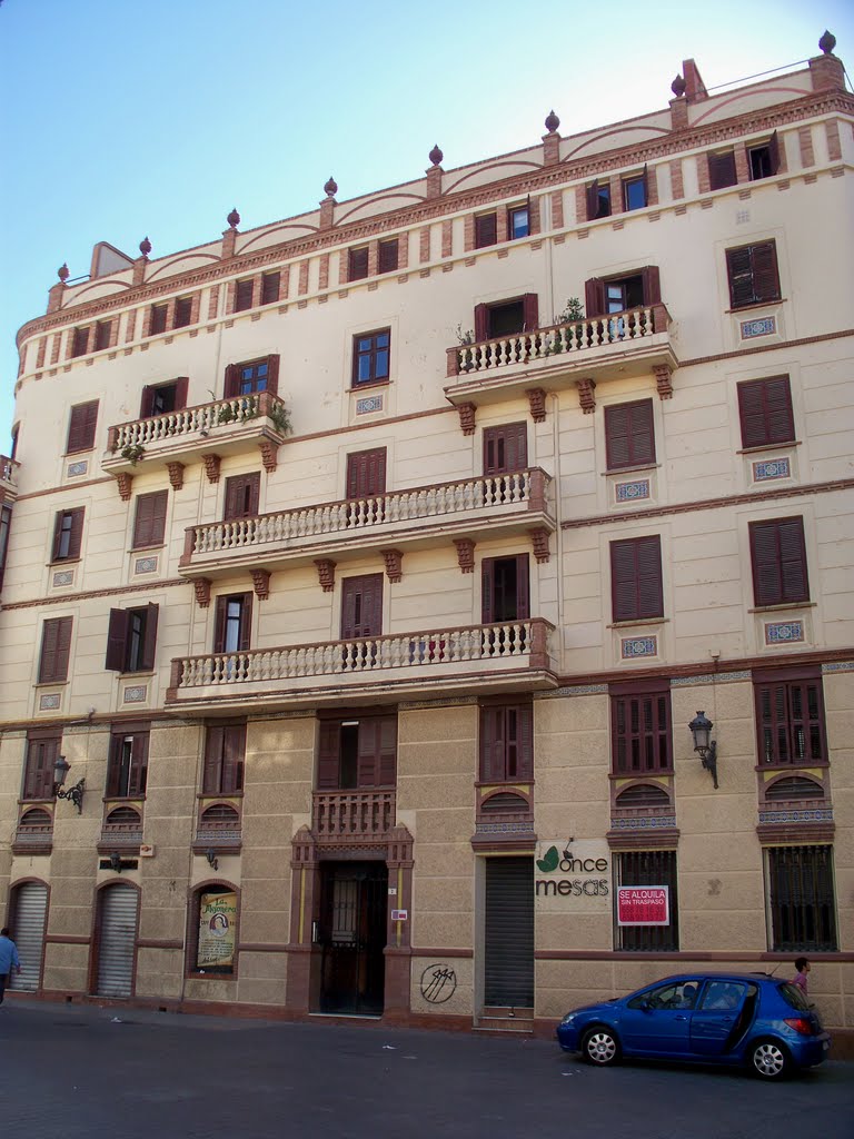 Malaga - Beside the theatre by Roy Bell