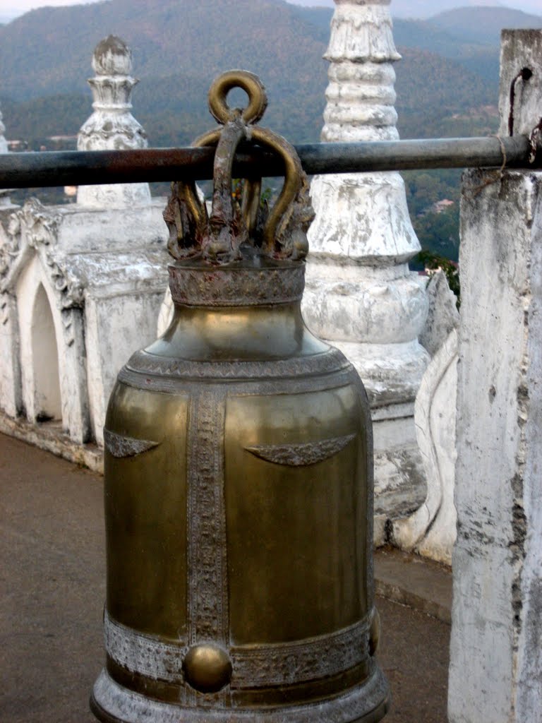 In the wat above Mae Hong Son by Virgil Hammock