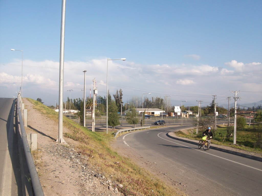 Enlace Linderos. Buin Santiago by Ignacio Paredes