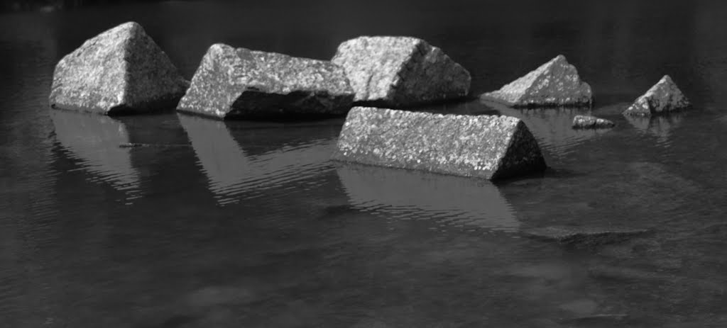 Rocks by mwe4899