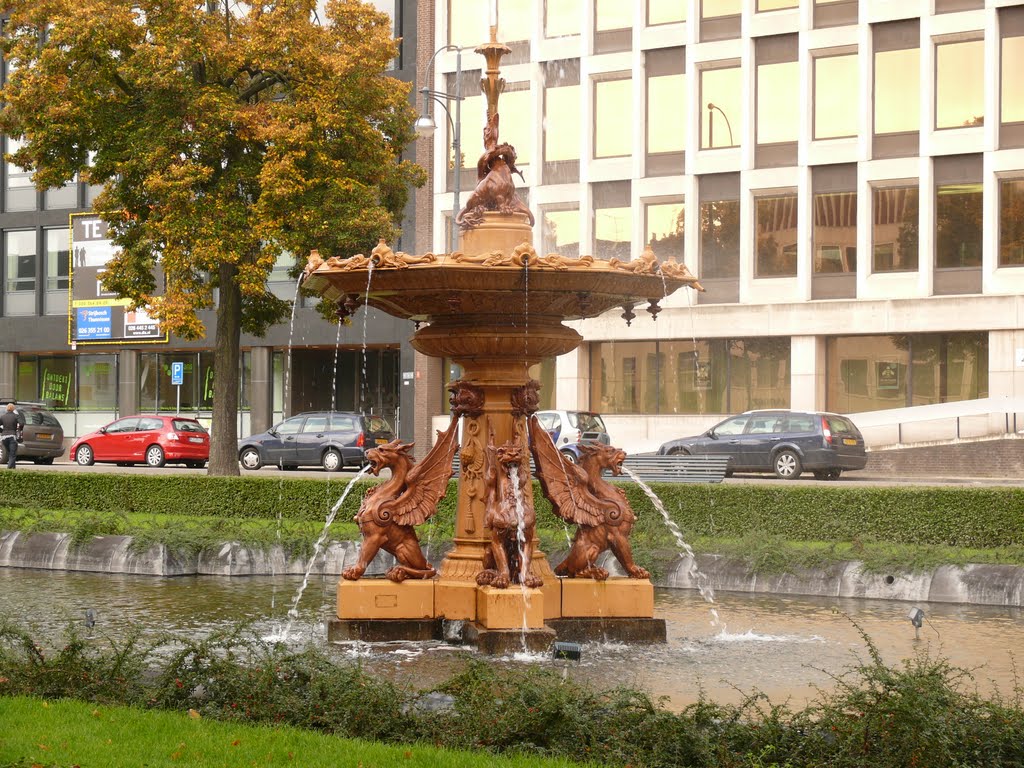 Fontein in Arnhem by mbergers