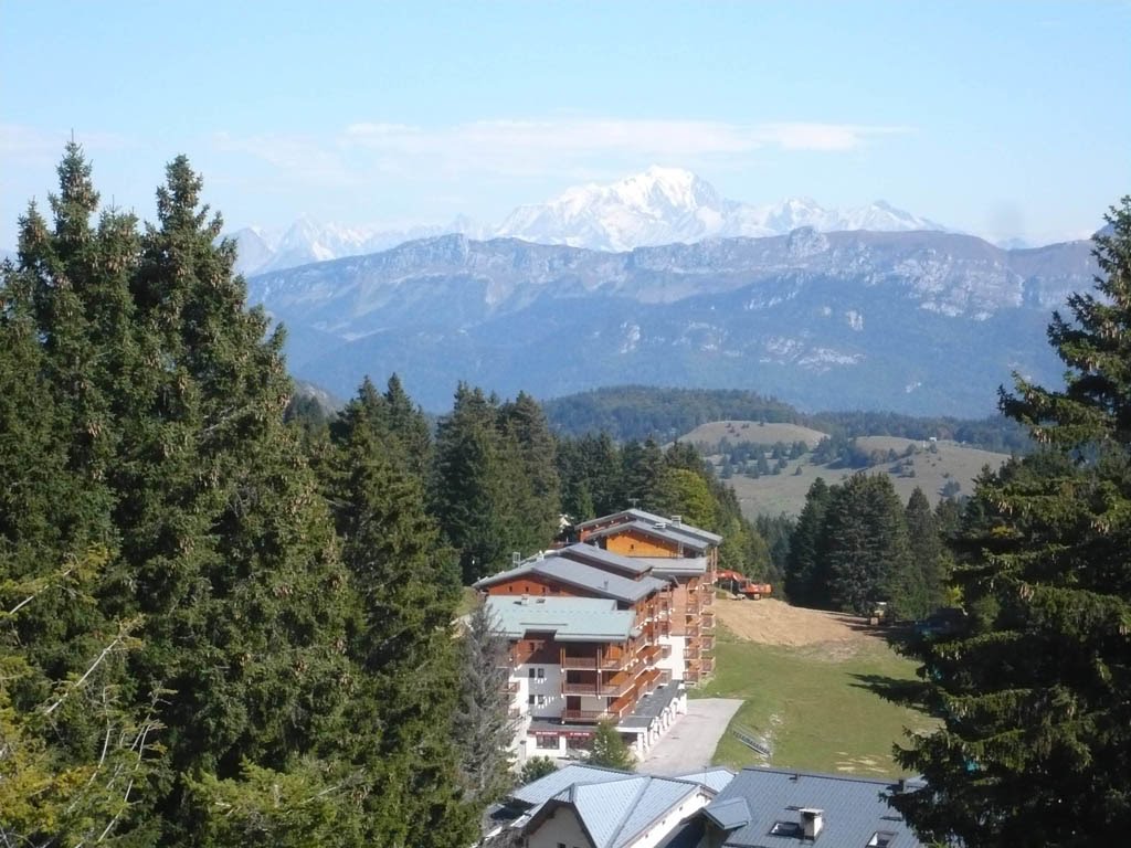 Le Mont Blanc depuis le Revard 2010-10 by jeff69