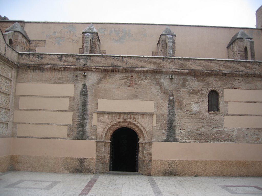 Iglesia Mayor-puerta trasera by Quino Cascorro