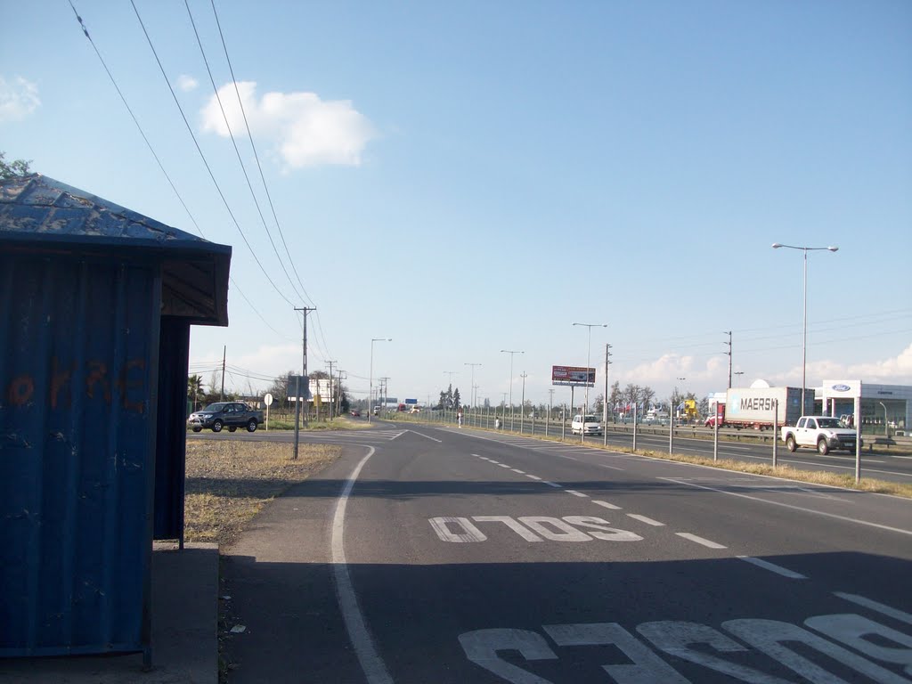 Enlace Linderos. Buin Santiago by Ignacio Paredes