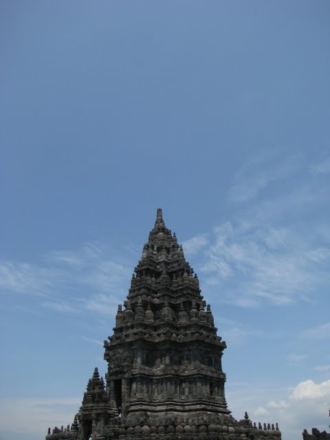 Candi Prambanan by jsutarto