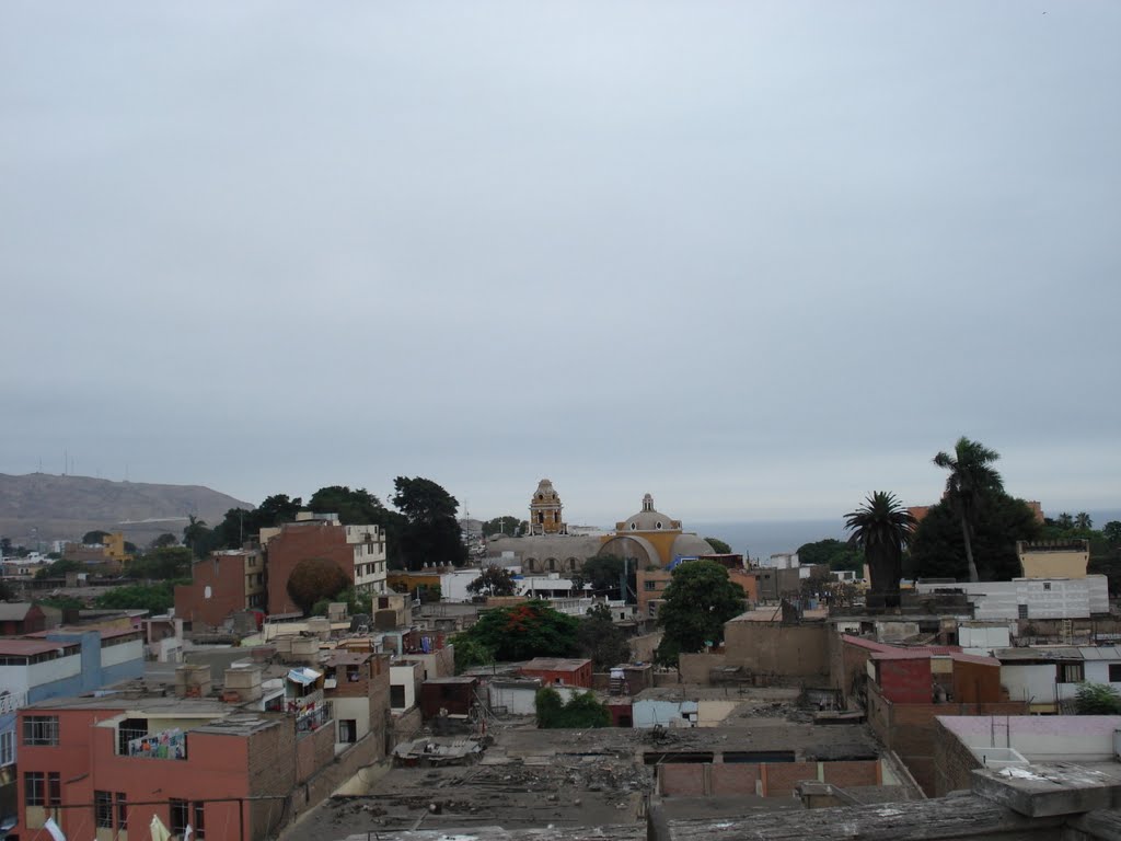 View from Barranco to the ocean by wabumo