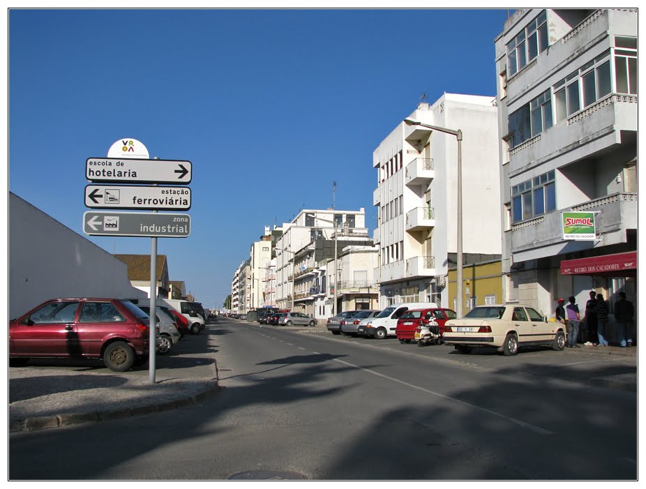 Rua de Angola by Barragon