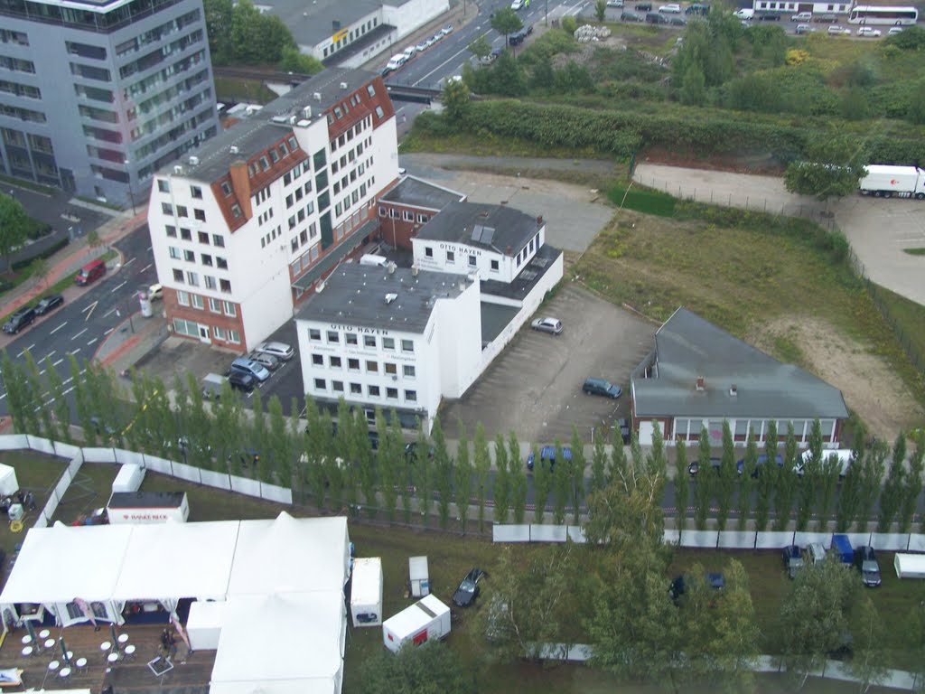 Blick vom Weser-Tower, Bremen by Mäldä