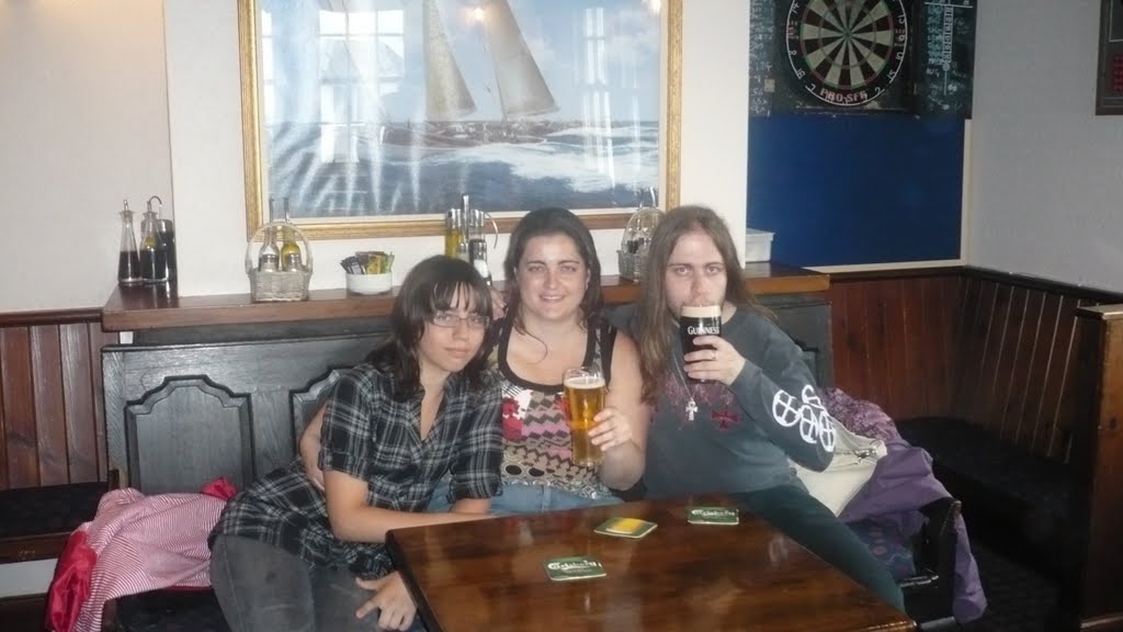 Pub en plockton (scotland) 2010 by Leshii