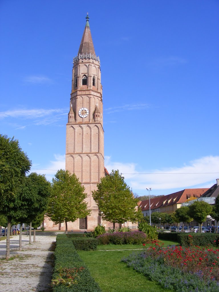 Kirche St. Joduk in Landshut by Edgar Bär