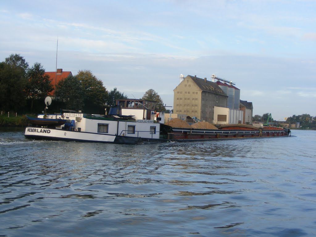 Blick auf dem Mittellandkanal by Barre-Luebbecke