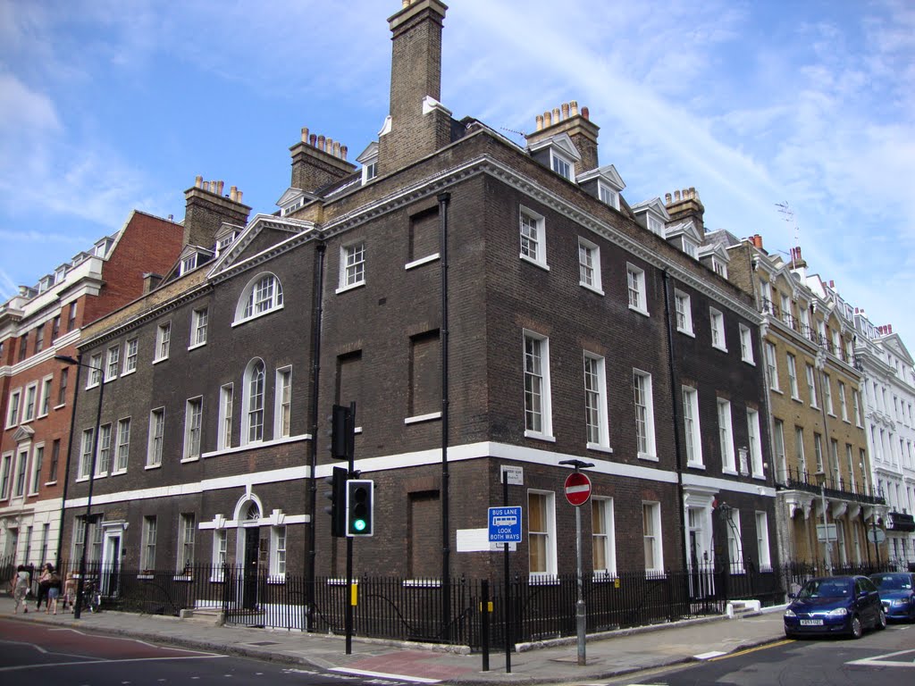 London, UK - Bloomsbury Square, corner of Bloomsbury Way by L.S.Macedo