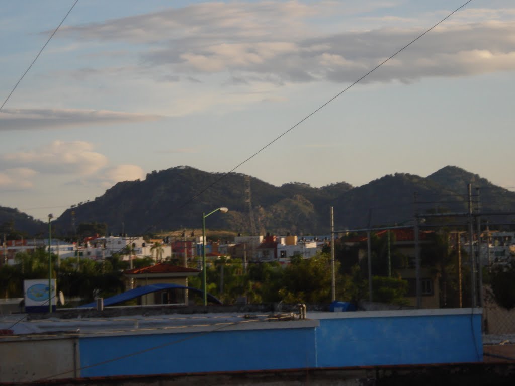 Vista del Diente desde Rinconada las Palmas by PJ Cortès