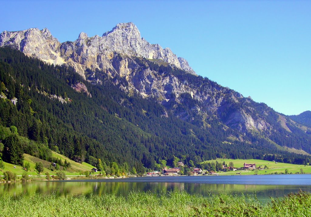 Haldensee / Tirol mit Roth Flüh by christophrudolf