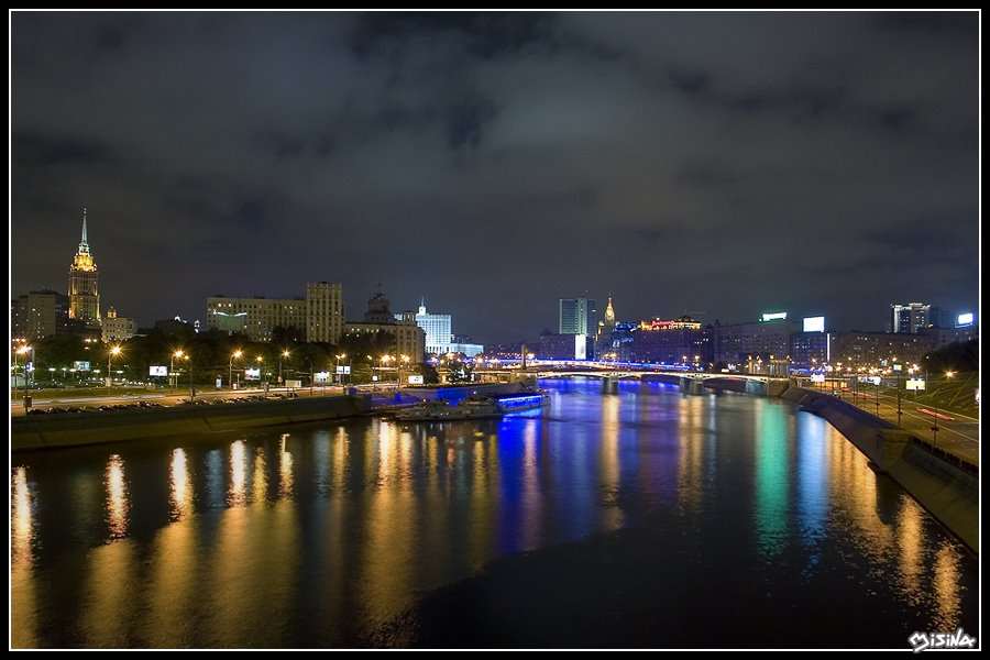 Вид На Бородинский мост и причал у Киевского вокзала. 18.08.07 by Геннадий Мисько