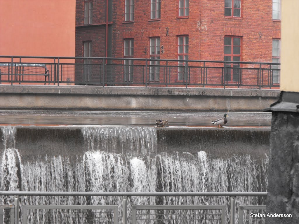 Vattenfallet i Motala srtöm industrilandskapet Norrköping by stefan andersson