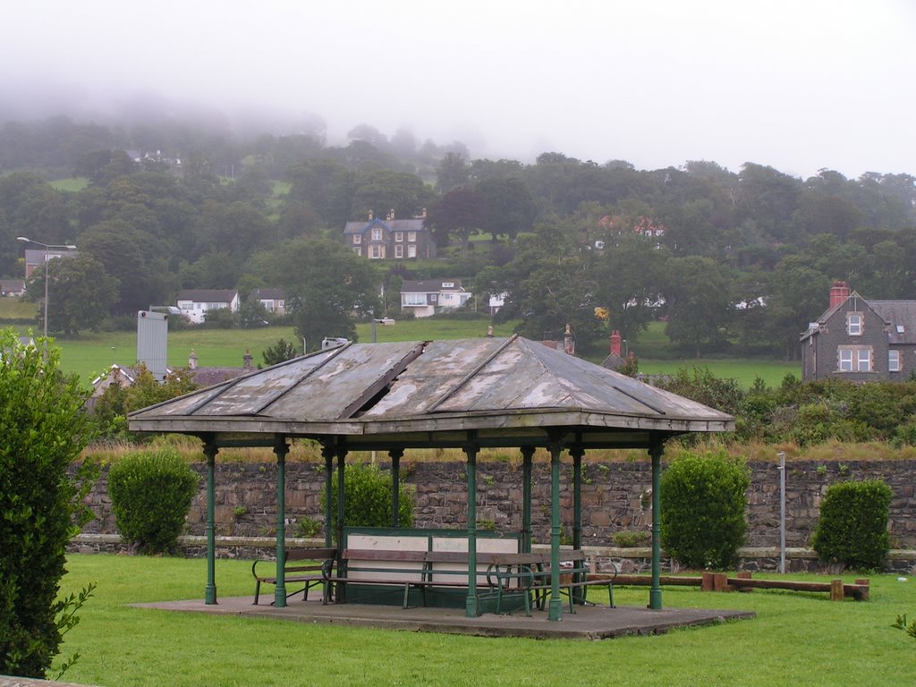 Pavilion at Llanfairfechan 2007 by Mike Shields