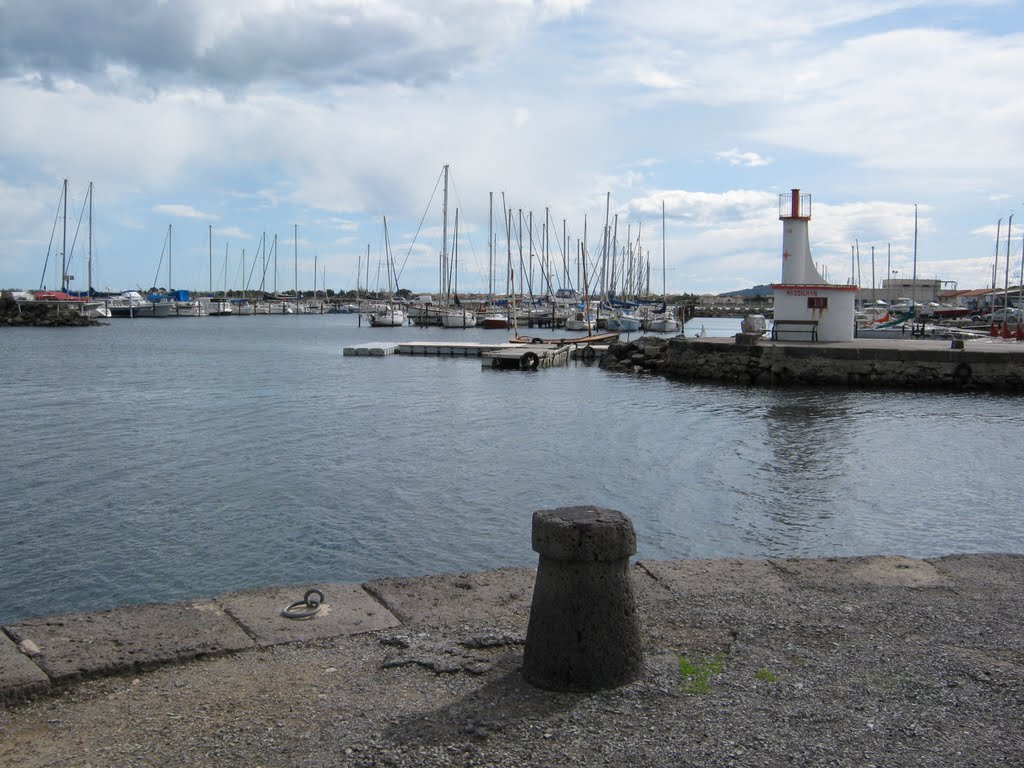 Port de Marseillan by Eloise