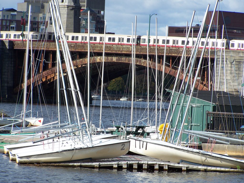 Red line train crossong the Charles river by Ibn Batota